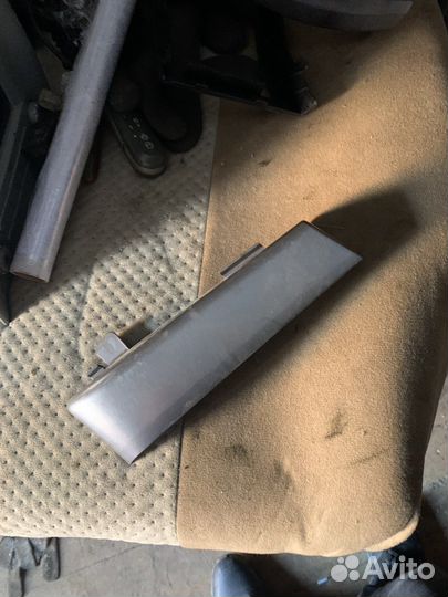 Декаративная накладка торпедо mitsubishi lancer 10