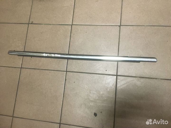Молдинг двери задней правой Ford Focus 3