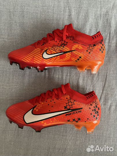 Бутсы Nike
