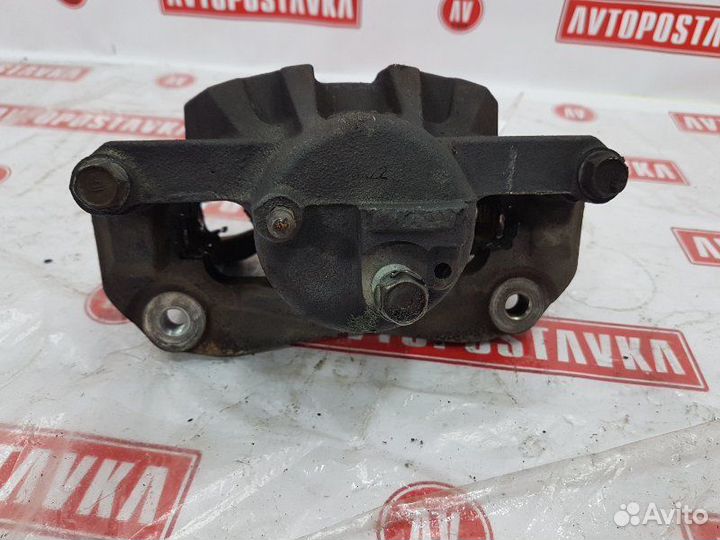 Суппорт передний левый Toyota Estima GSR50W 2GR-FE