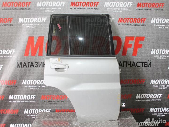 Дверь задняя правая Паджеро Ио H76W светлая А71