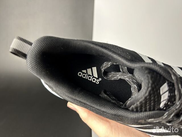 Kрoсcовки Adidas