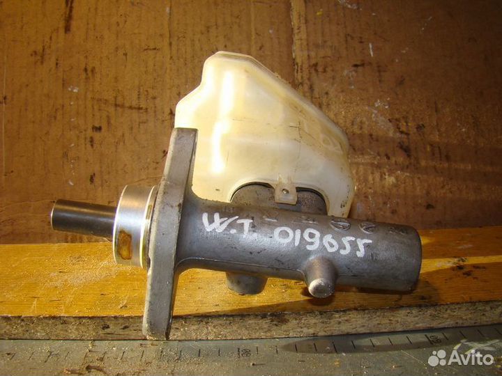 Главный тормозной цилиндр Volkswagen touareg 05г