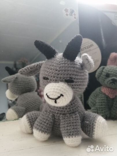 Вязаный козлик