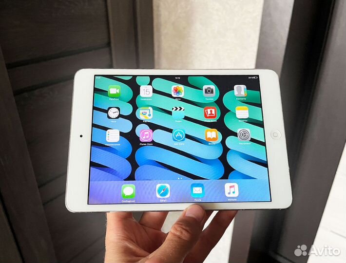 Планшет Apple iPad Mini