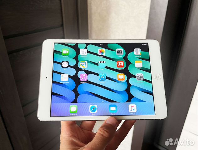 Планшет Apple iPad Mini