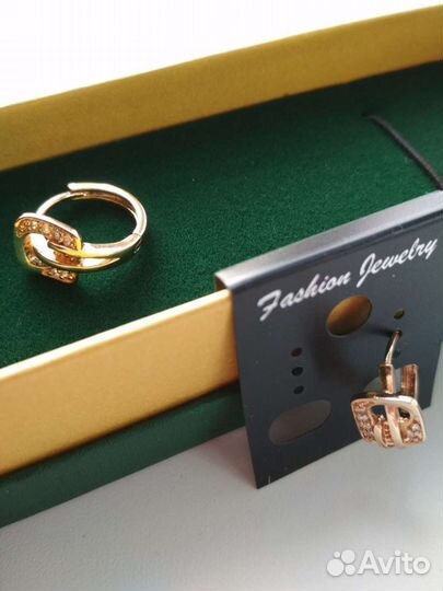 Серьги разные, набор куб