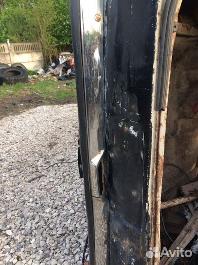 Бампер решетка волга