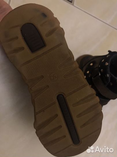 Кожаные ботинки для девочки