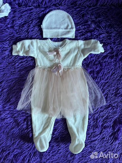 Комплект на выписку для девочки