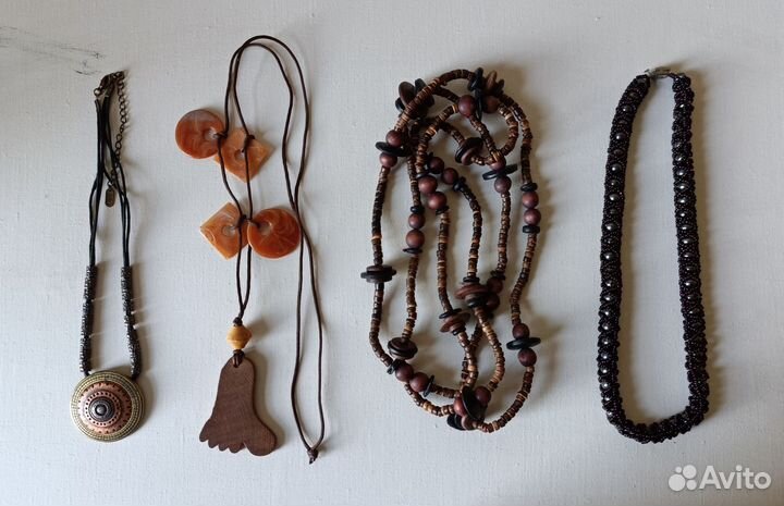 Бижутерия в разных стилях