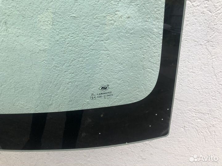 Mitsubishi L200/pajero sport 2006 - лобовое с дд