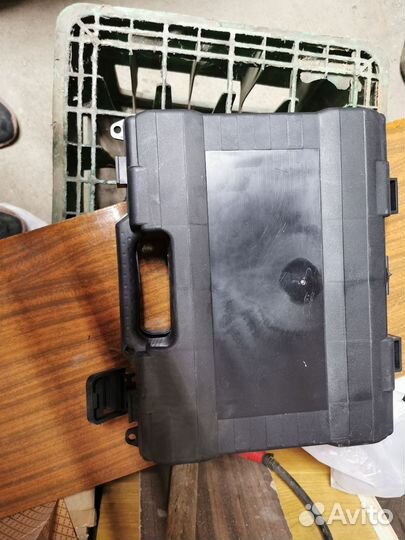 Гайковерт аккумуляторный