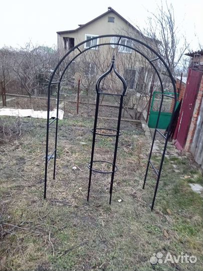 Стойки для вьющихся цветов,арки для роз