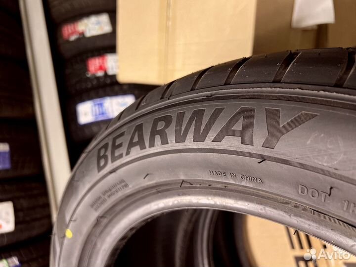 Bearway BW388 215/55 R17 125H