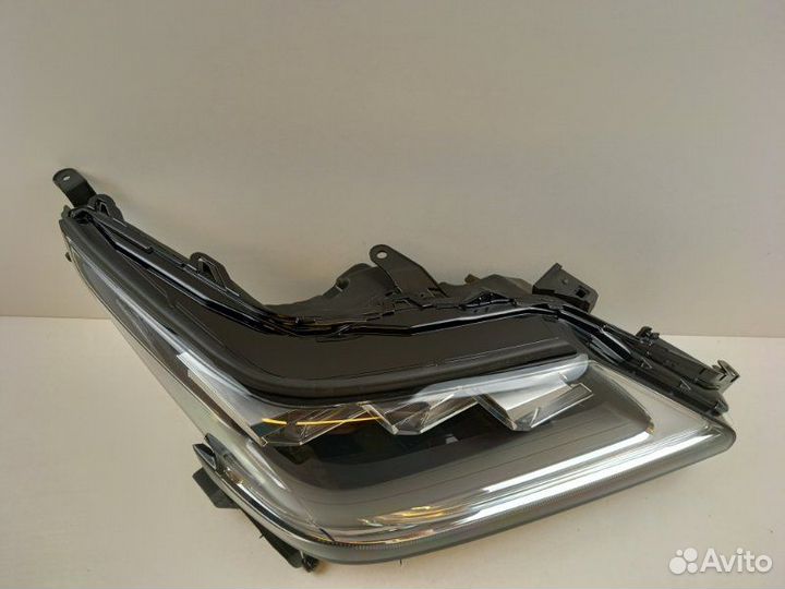 Фара правая Lexus Lx 3 2015-2021