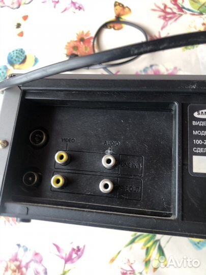 Видеомагнитофон кассетный Самсунг