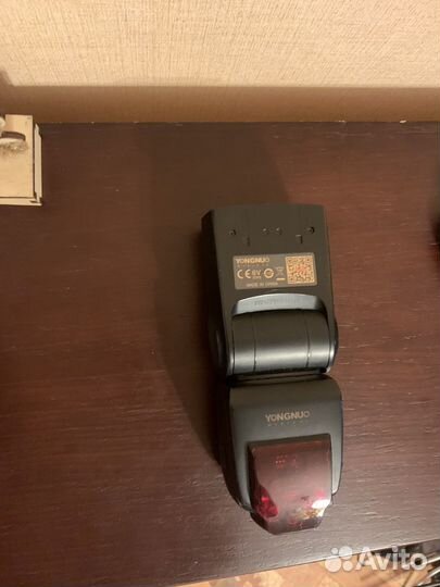 Вспышка камеры YN685 + зарядное устройство