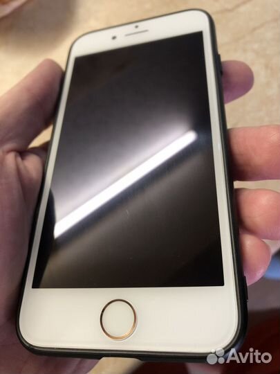 iPhone 8, 64 ГБ
