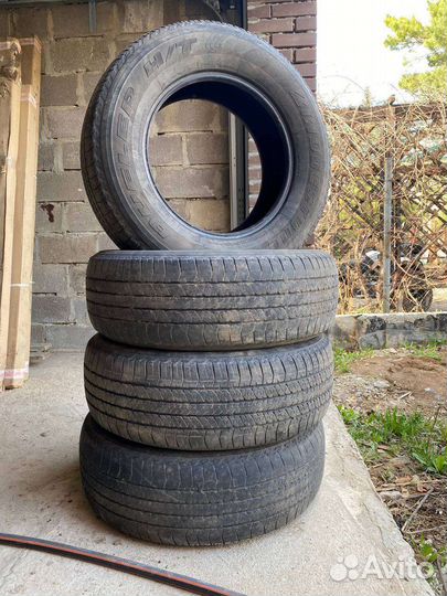 Bridgestone Dueler H/T 265/65 R17