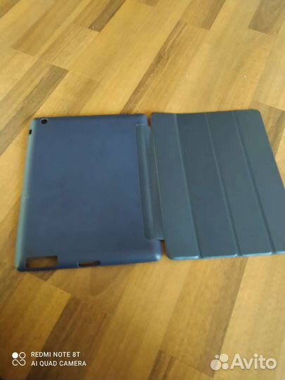 iPad 4 на 128 гб. Чехол в комплекте