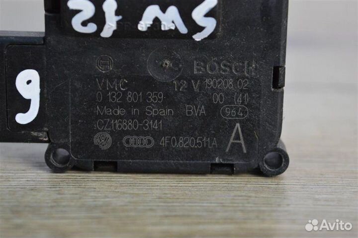 Моторчик заслонки печки Audi A6 C6 седан 4F2 3.0