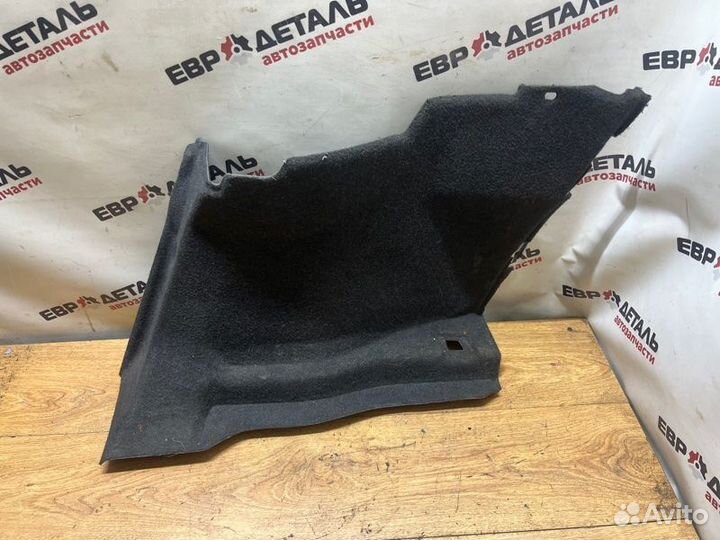 Обшивка багажника задняя правая Bmw 525Xi E60