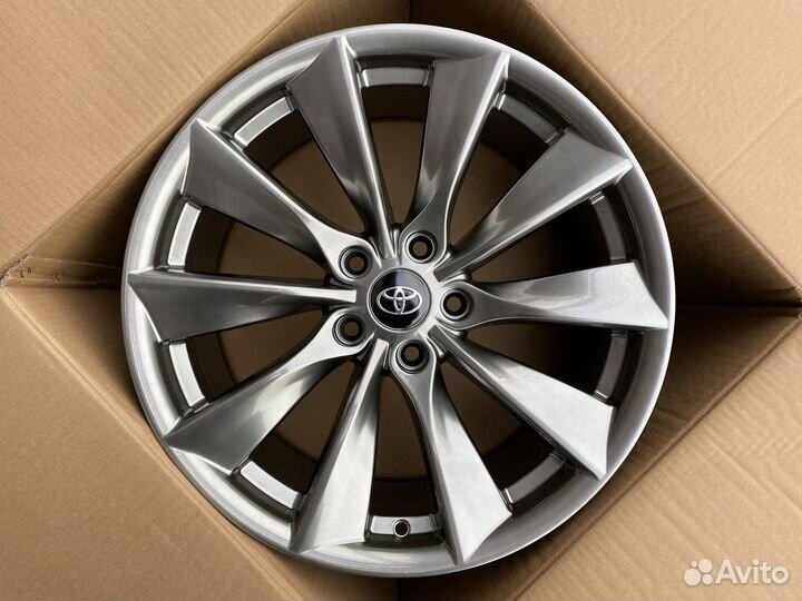 Диски R18 5 114.3 NEW vossen HRE