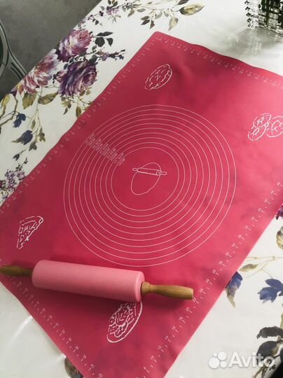 Коврик для теста силиконовый и скакалка