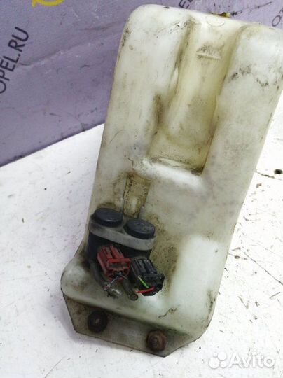 Бачок омывателя Opel Frontera внедорожник 1995