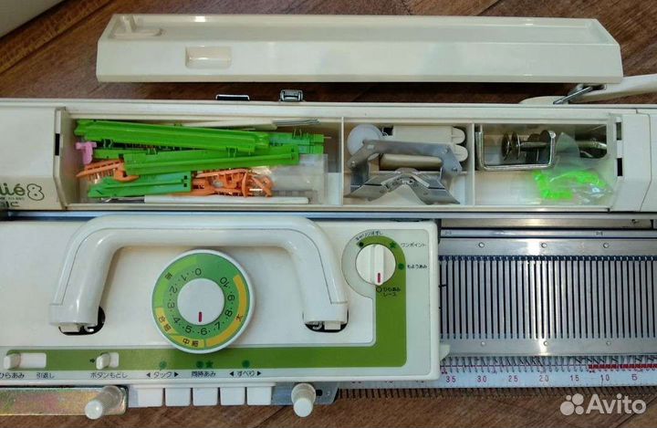 Вязальная машина Бразер KH880