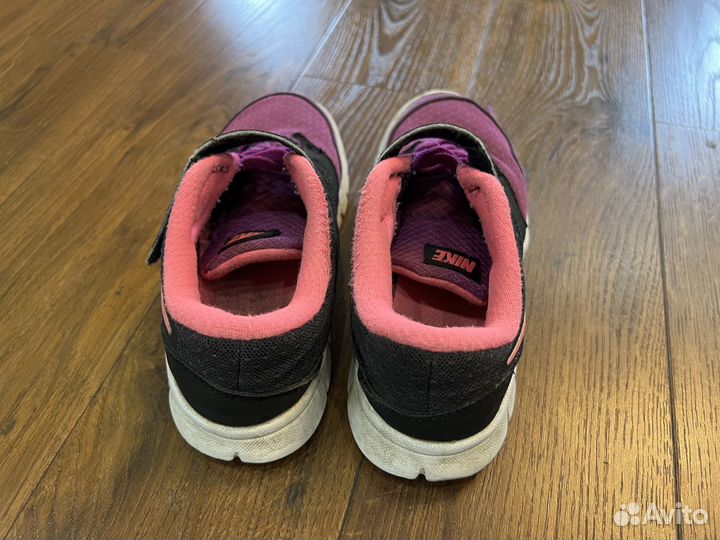 Кроссовки nike р. 31,5