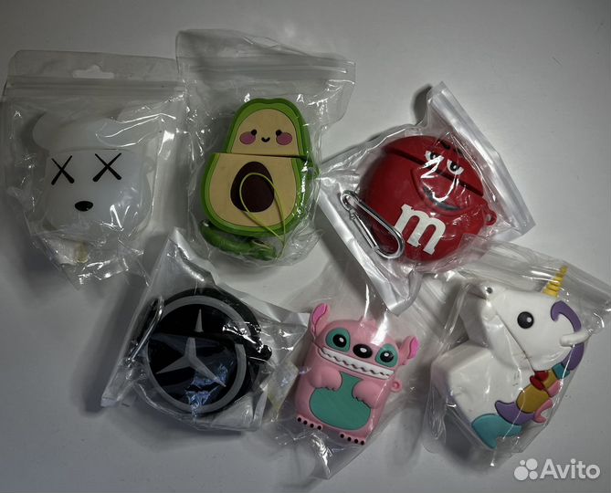 Кейсы на наушники AirPods