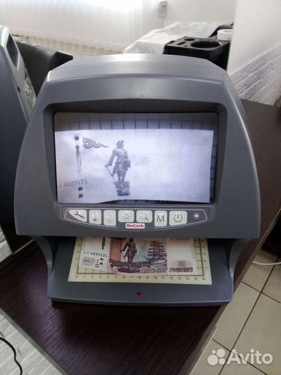 Детектор банкнот DoCash