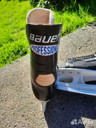 Хоккейные коньки бауэр