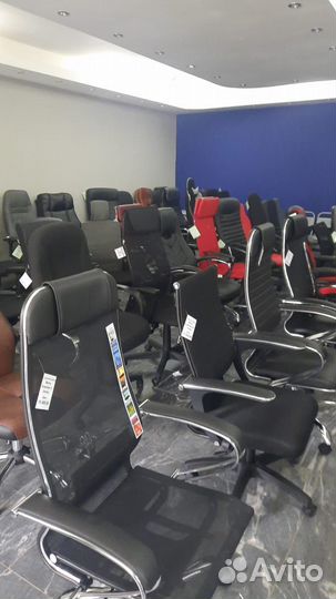 Кресло компьютерное офисное Metta к.17