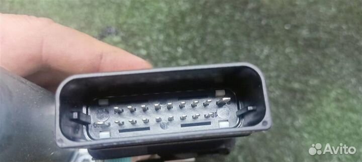 Моторчик стеклоподъемника задний левый VW Jetta 2