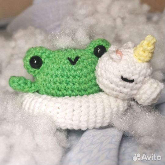 Вязаные игрушки лягушка крючком подарок