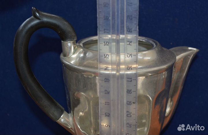 Металлический кофейный сервиз