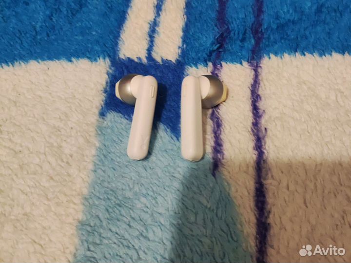 Беспроводные наушники jbl