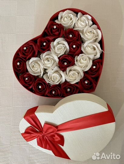 Мыльные розы в коробке