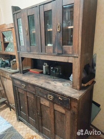 Старинный буфет