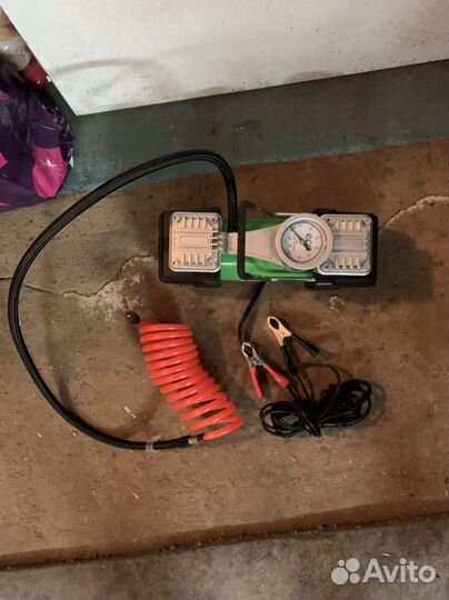 Компрессор автомобильный