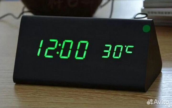 Электронные часы VST