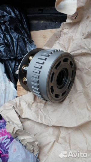 Hitachi/zx220 качающий узел гидромотор редуктор