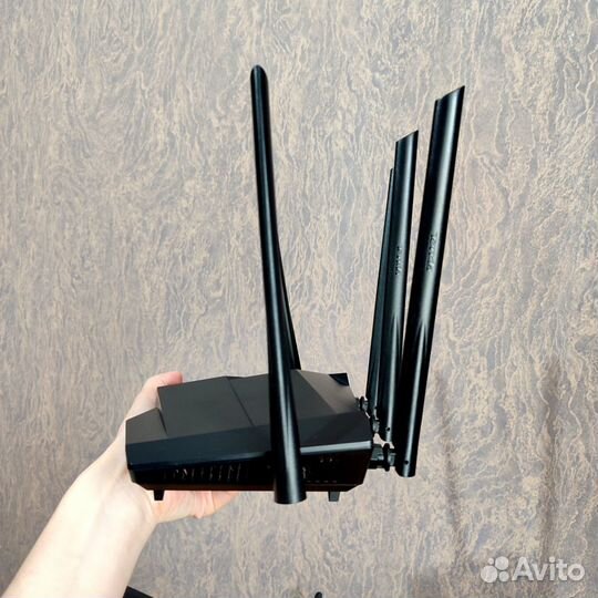 Wi-Fi роутер Tenda AC11