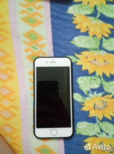 Продам iPhone 6