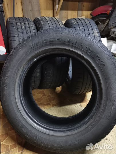 Continental ContiCrossContact AT 215/65 R16