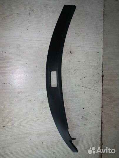 Накладка стоп-сигнала задняя правая Nissan Murano