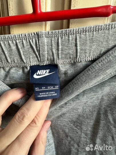 Леггинсы спортивные женские xs Reebok Nike